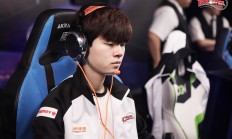 九游娱乐官方网站-FPX险胜GEN，CoreJJ团战一打五顶尖较量全球总决赛，引爆全场热议