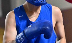 九游体育官方入口-竞技风采！选手瞩目登场，搏击赛场