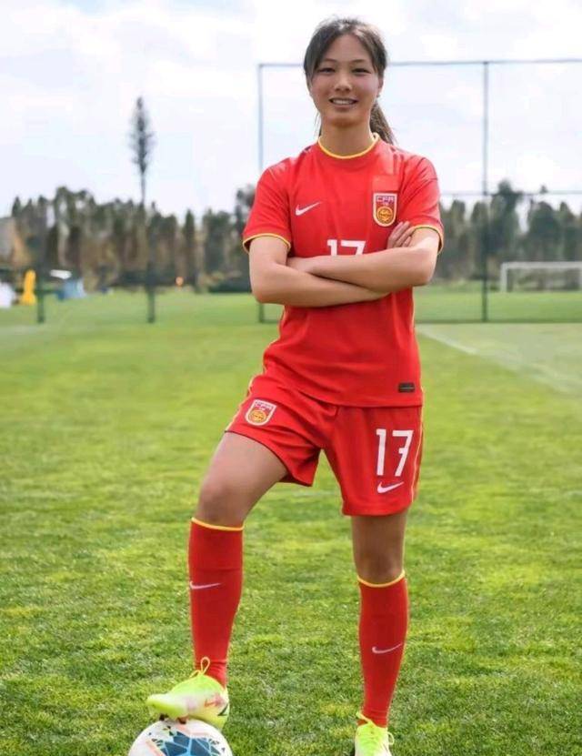 女足国家队备战国际比赛，争夺荣誉