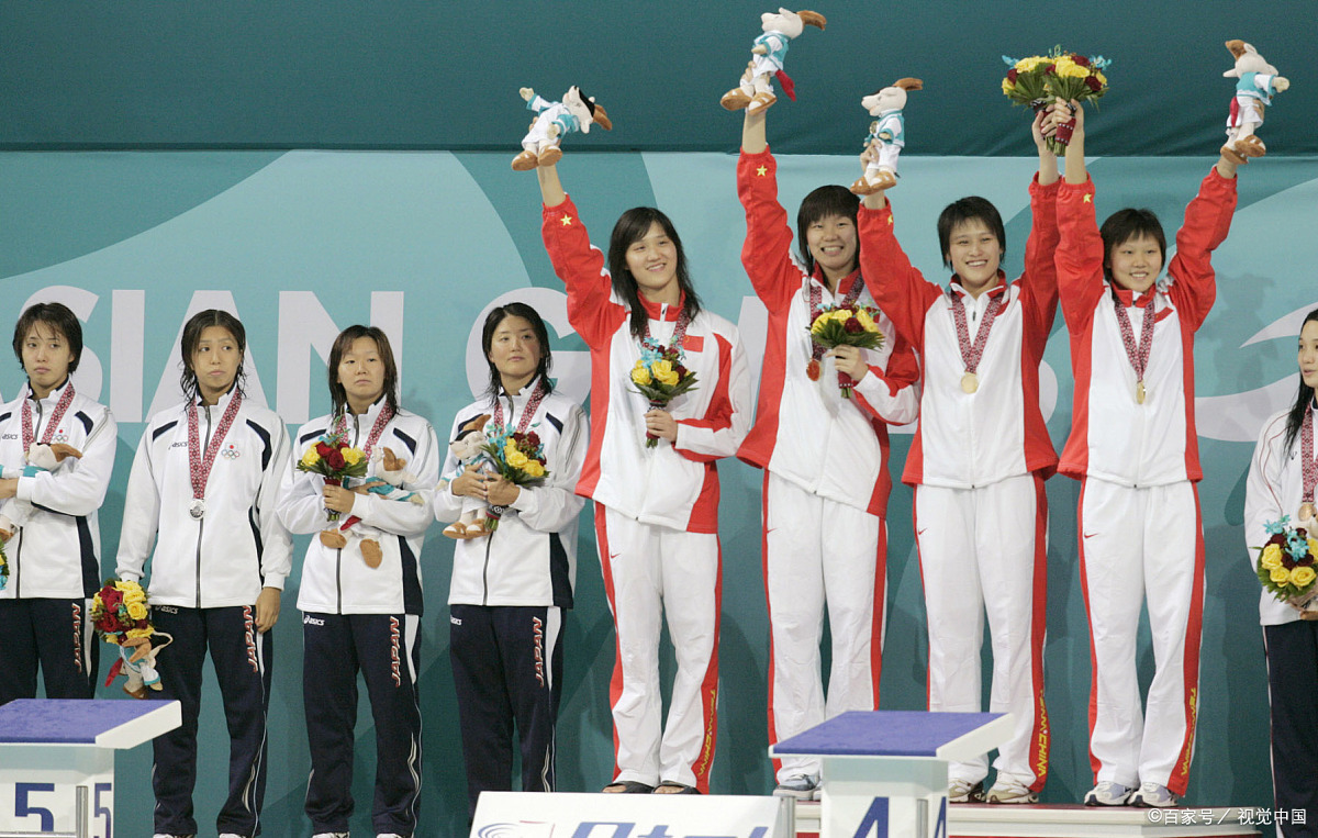 跳水比赛：中国队夺取多枚金牌