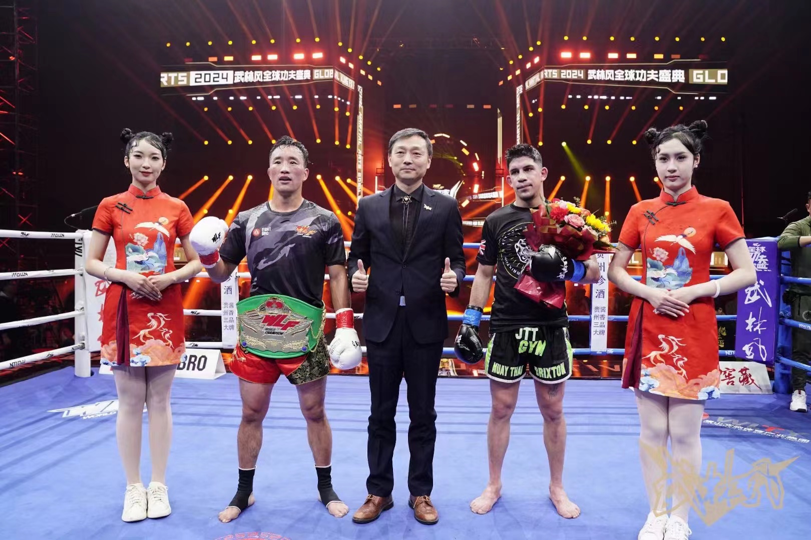 竞技风采！选手瞩目登场，搏击赛场