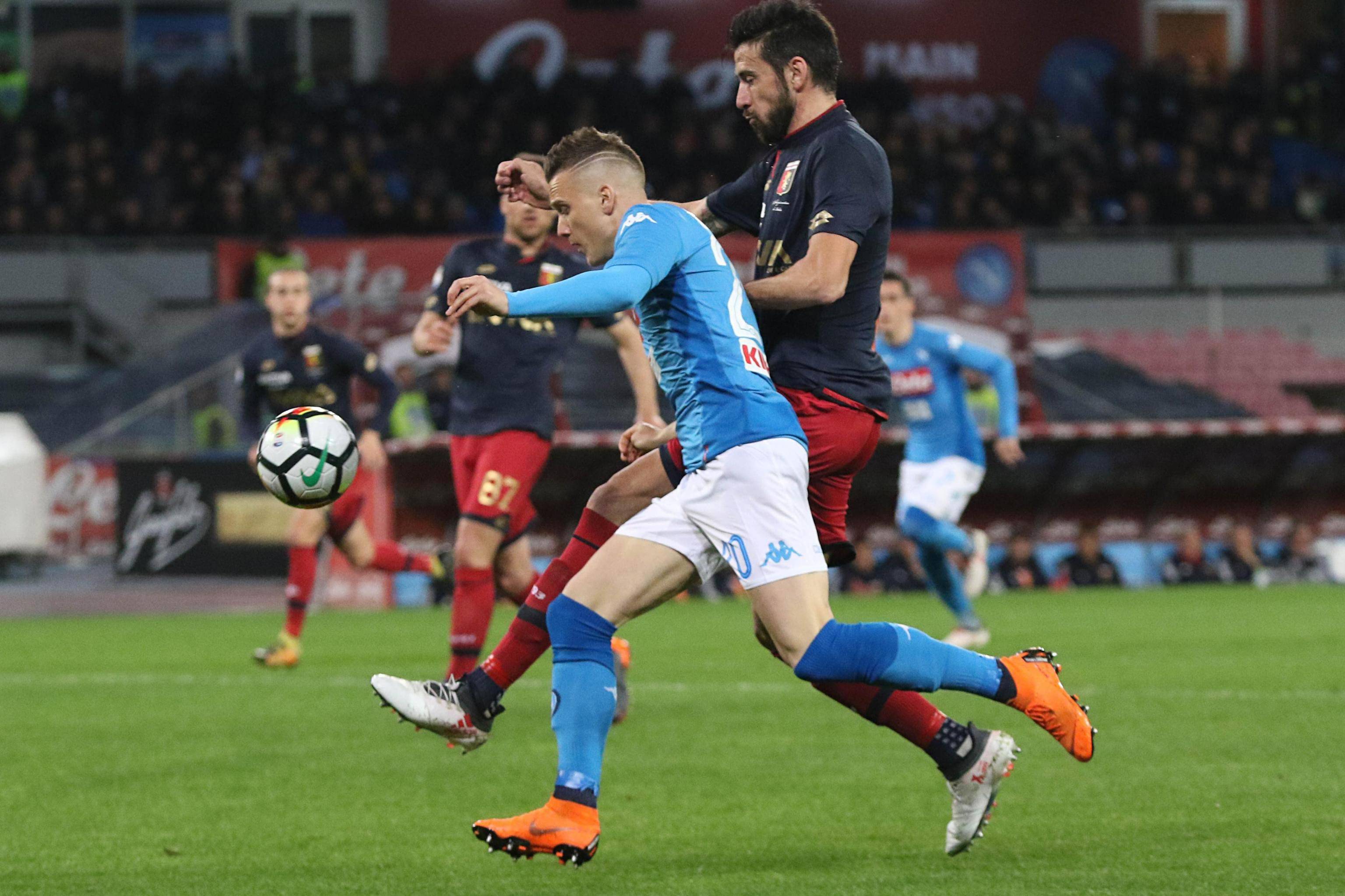 那不勒斯连胜收官，保住欧冠席位