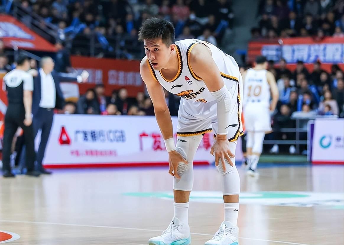 河北男篮取得奇迹胜利，晋级总决赛