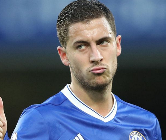 格拉那达球员团结一心，向前冲刺为队争胜的简单介绍