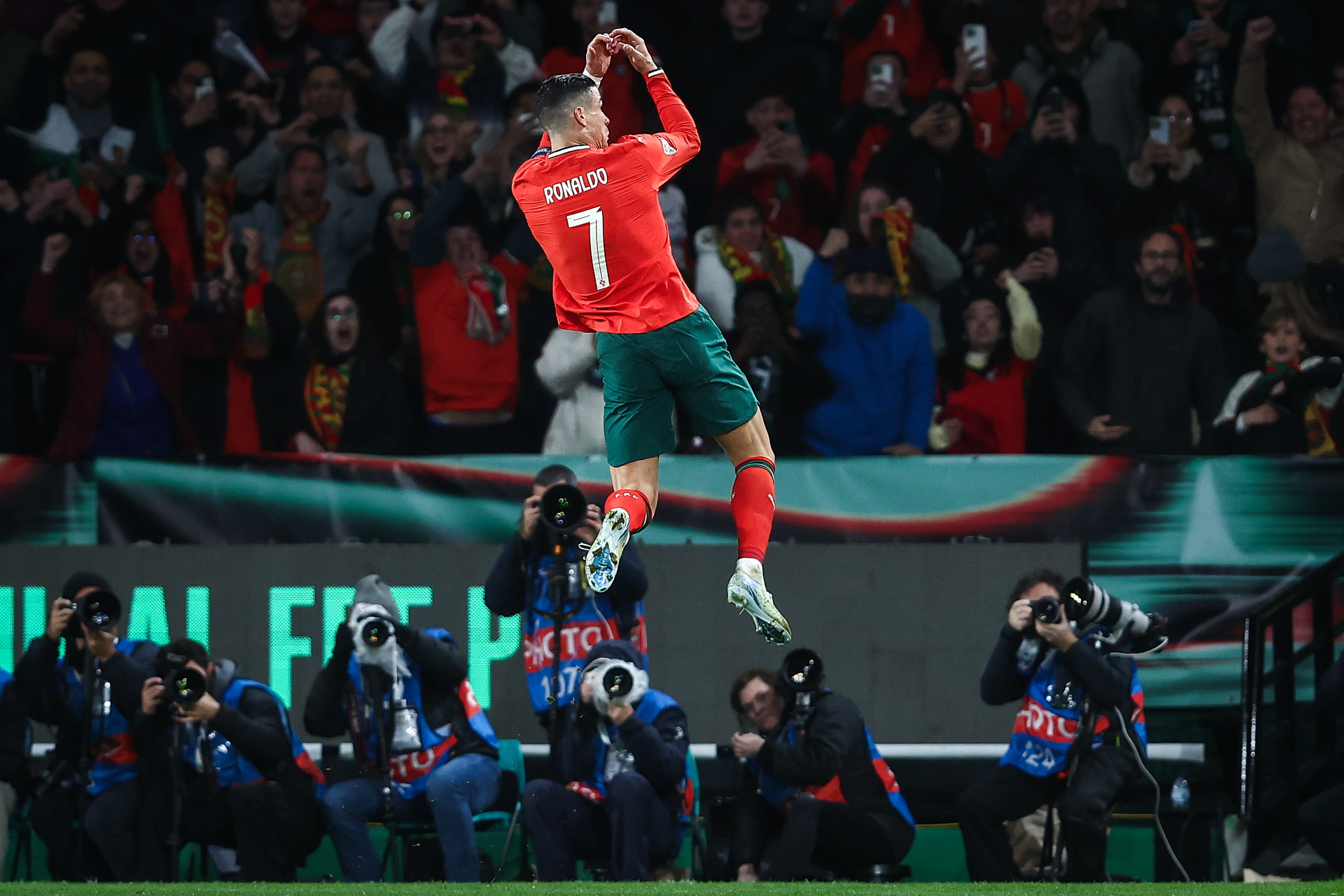 葡萄牙鏖战克罗地亚，艰难晋级欧国联的简单介绍