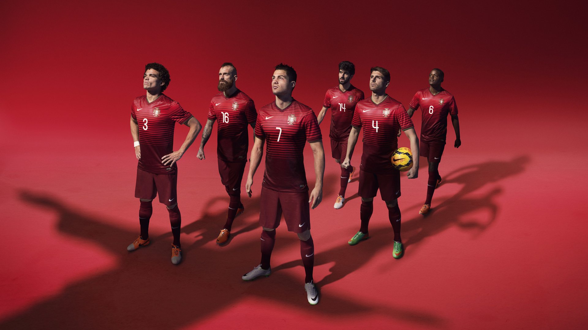 格列兹曼爆发点燃赛场，哥斯达黎加险胜尼日利亚展现足球魅力