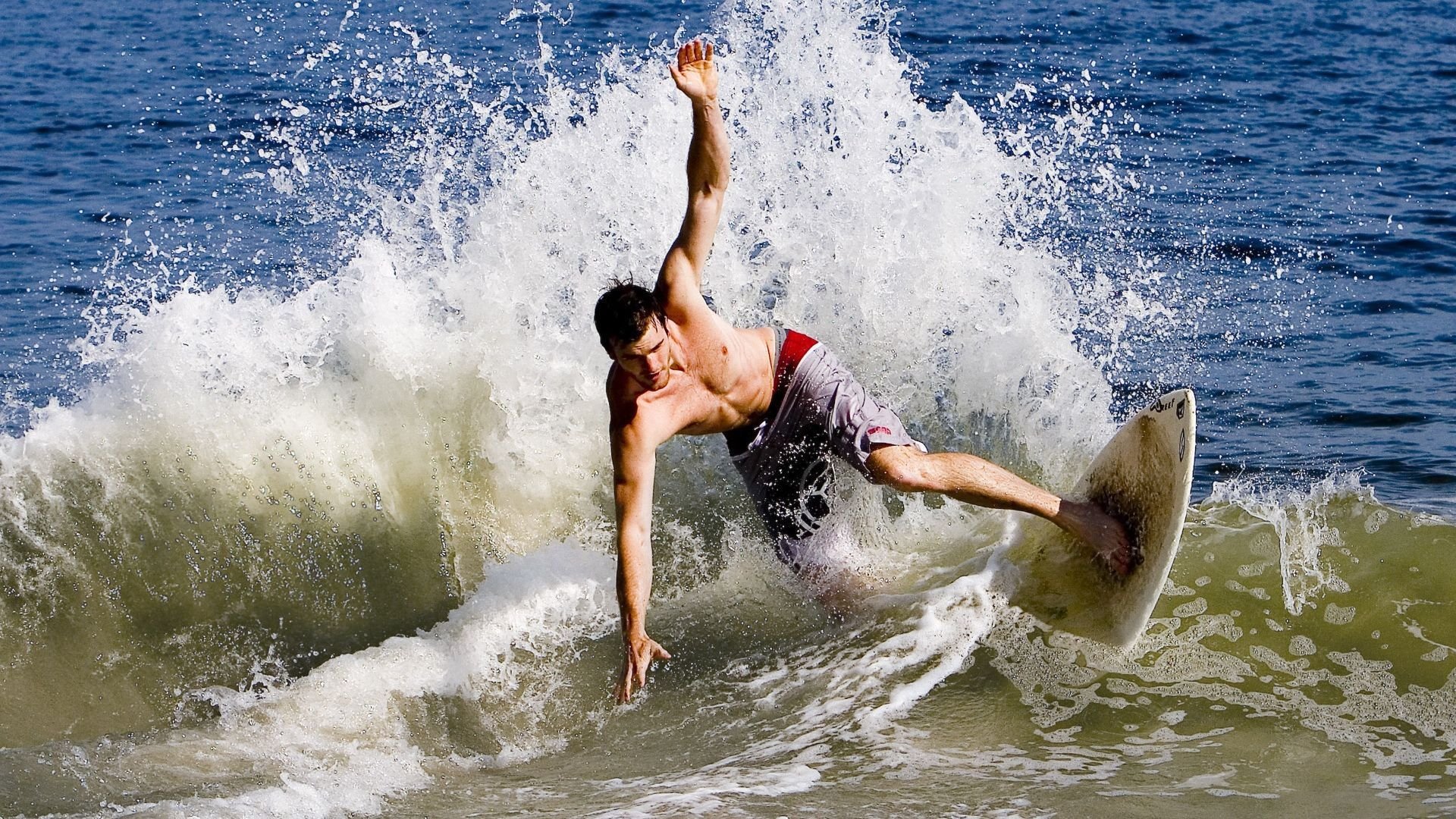 鏖战曼谷，日本队险胜泰国，马琳统治级表现定乾坤